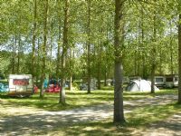 Camping à la ferme Prévert 2 épis, en Béarn. Le jeudi 1er juin 2017 à Lembeye. Pyrenees-Atlantiques. 
